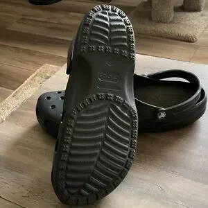 CROCS Black Men\'s Sandals NWOT Crocs Classic Clog Mens Sandals Black 10001-001 – Shoe Palace main image 4